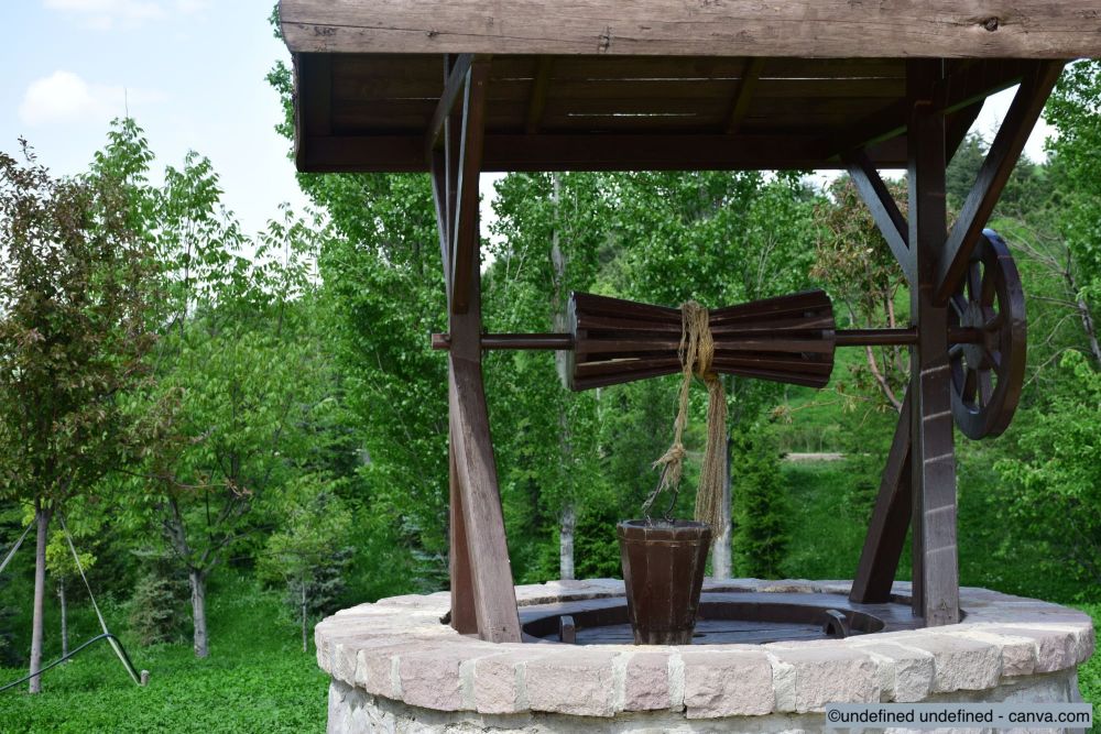 Ein alter Wasserbrunnen
