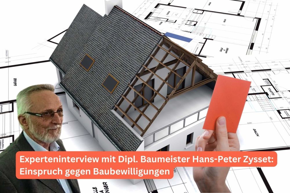 Portraitt-Herr-Zysset-mit-Modellhaus-im-Hintergrund