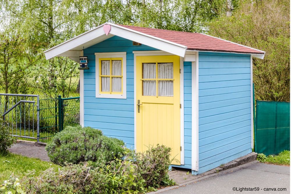Ein farbenfrohes Gartenhaus