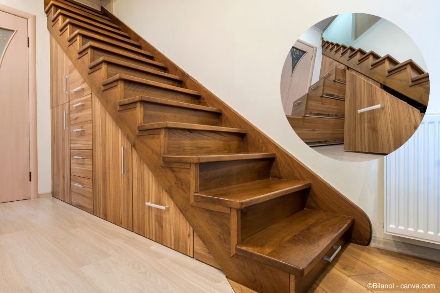 Moderne Holztreppe mit Stauraum