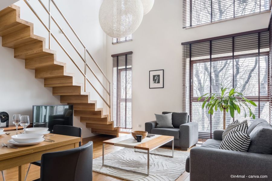 Moderne Holztreppe