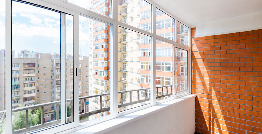 Fensterfront mit Wärmedämmung