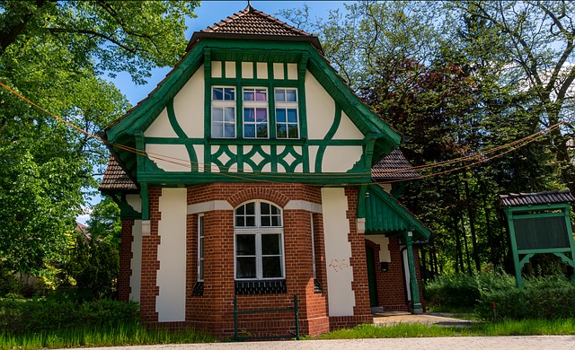 Fachwerkhaus mit Krüppelwalmdach